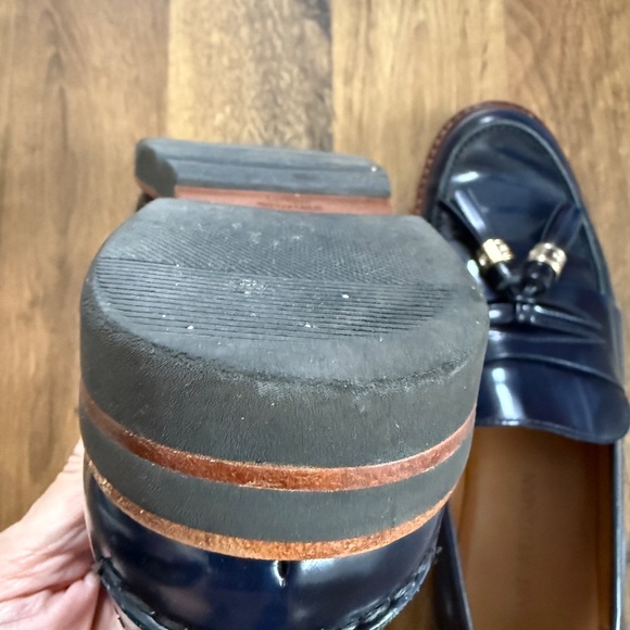 Stuart Weitsmann MANILA Loafer - Picture 7 of 10